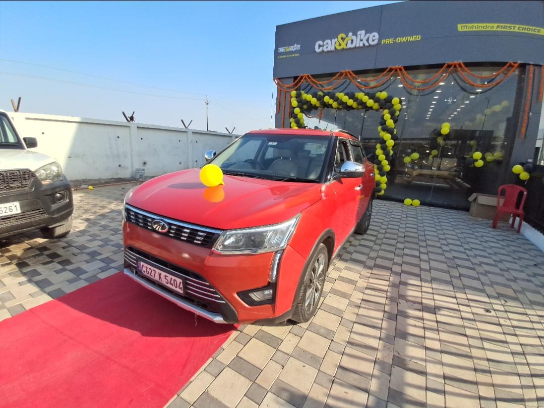 2023 Mahindra XUV300 W8 (O) Petrol 2023 Mahindra XUV300 W8 (O) Petrol