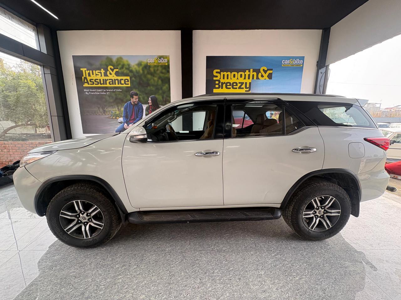 2017 Toyota Fortuner 2.8 4X2 MT BS IV 2017 Toyota Fortuner 2.8 4X2 MT BS IV