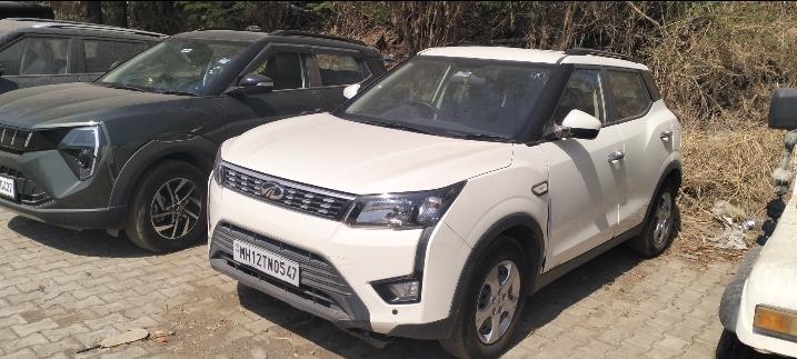 2021 Mahindra XUV300 W6 Petrol 2021 Mahindra XUV300 W6 Petrol