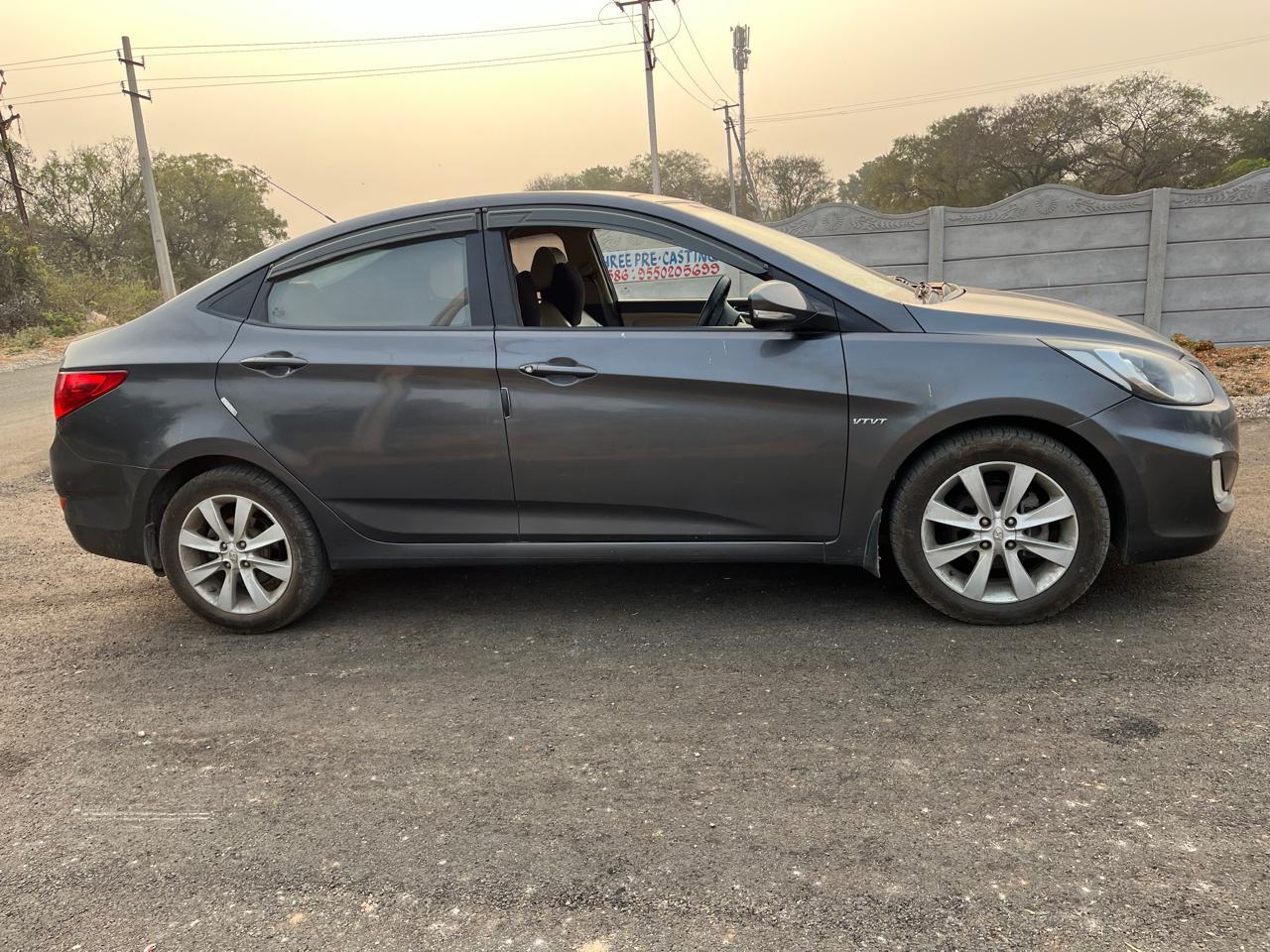 2012 Hyundai Fluidic Verna 1.6 VTVT SX 2012 Hyundai Fluidic Verna 1.6 VTVT SX