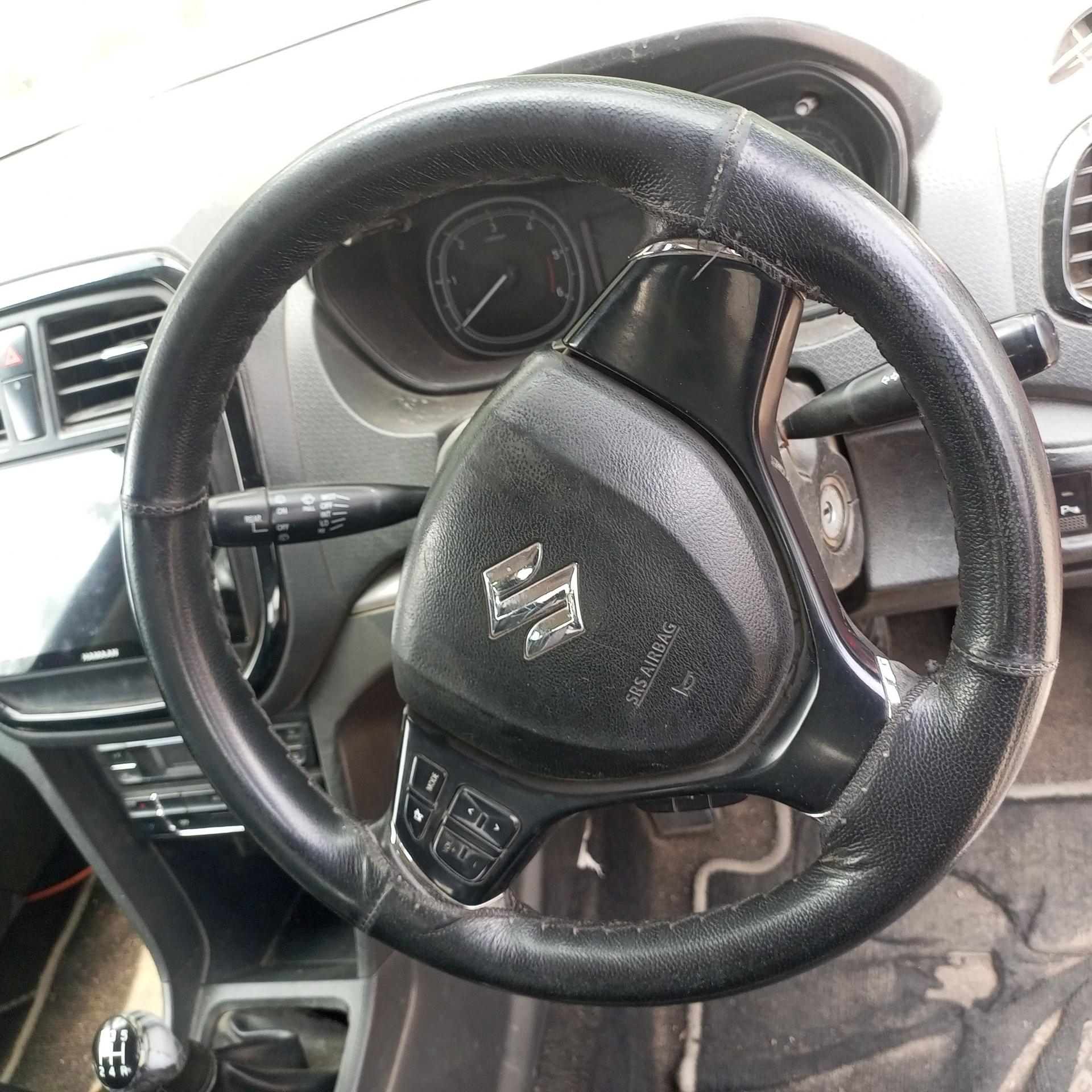 2017 Maruti Suzuki Vitara Brezza VDI 2017 Maruti Suzuki Vitara Brezza VDI