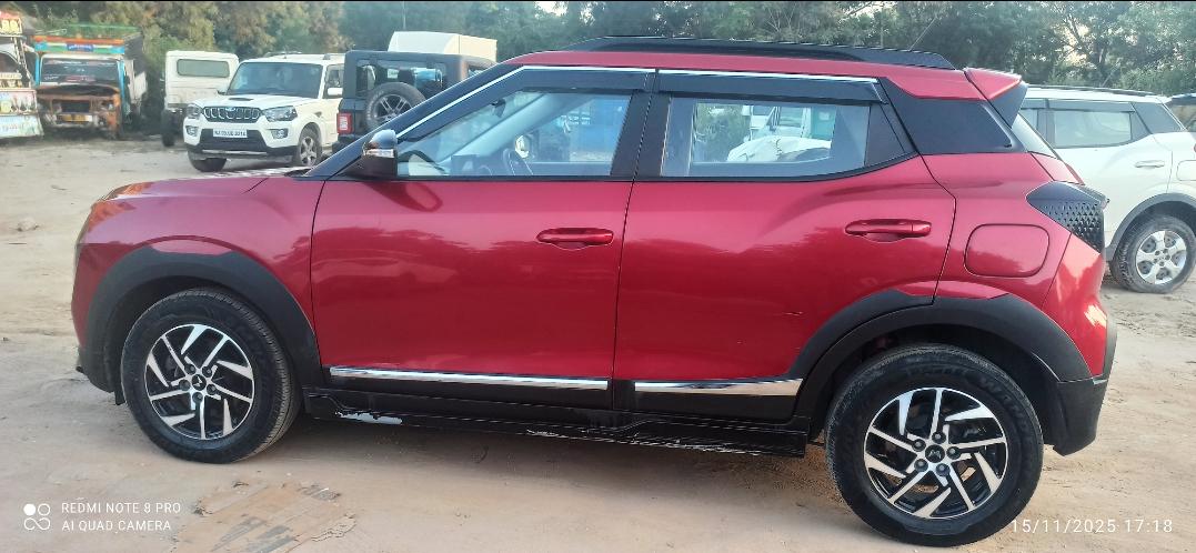 2024 Mahindra XUV 3XO AX5 1.5 Turbo Diesel 2024 Mahindra XUV 3XO AX5 1.5 Turbo Diesel