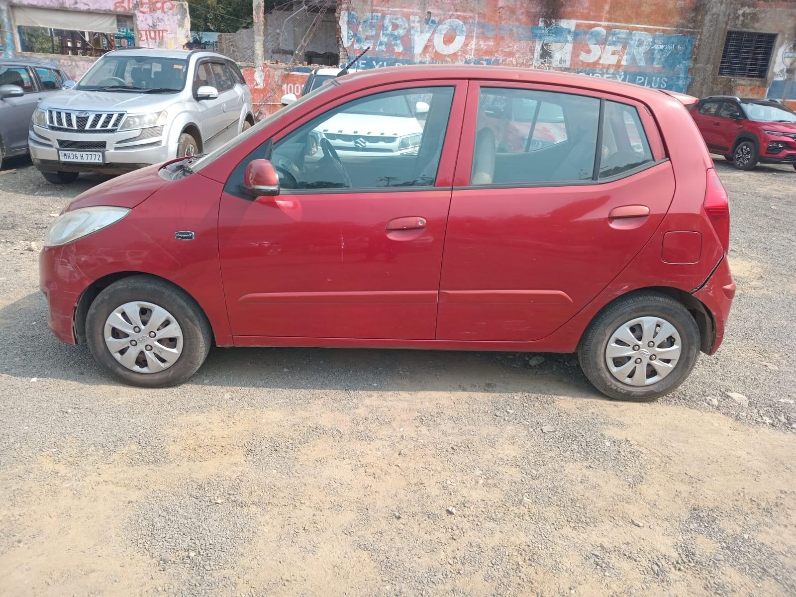 2011 Hyundai i10 1.2 Sportz MT 2011 Hyundai i10 1.2 Sportz MT