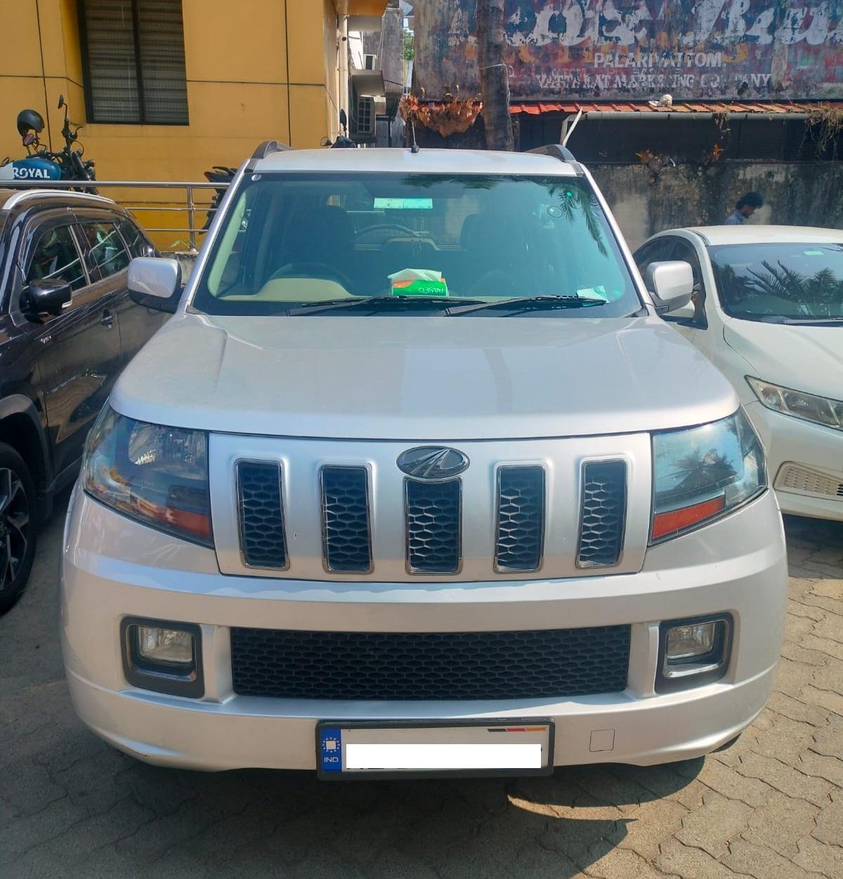 2018 Mahindra TUV300 T10 100HP 2018 Mahindra TUV300 T10 100HP