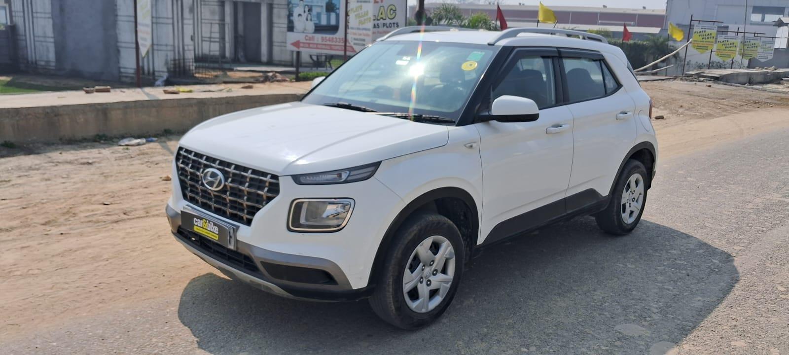 2020 Hyundai Venue S 1.2 Petrol 2020 Hyundai Venue S 1.2 Petrol