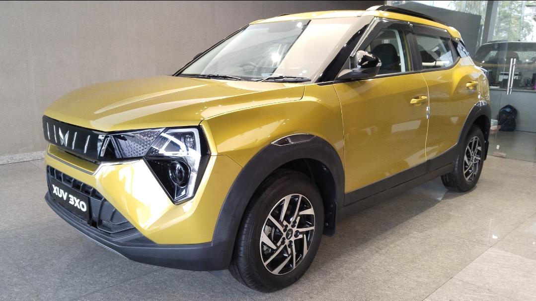 2024 Mahindra XUV 3XO AX5 1.5 Turbo Diesel Autoshift Plus 2024 Mahindra XUV 3XO AX5 1.5 Turbo Diesel Autoshift Plus