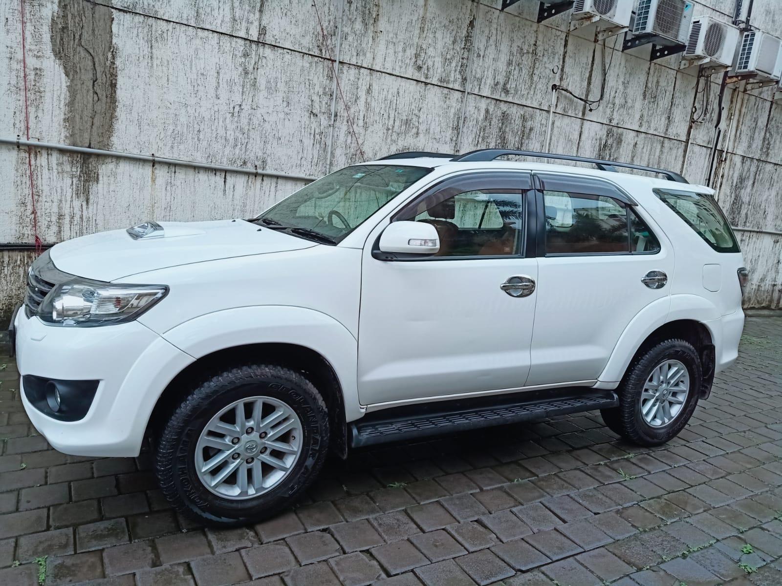 2014 Toyota Fortuner 3.0 MT 2014 Toyota Fortuner 3.0 MT