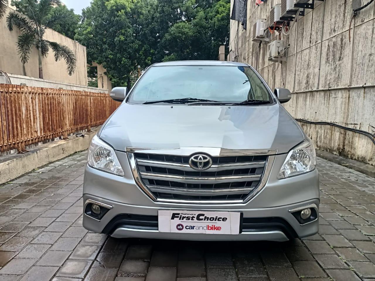 2015 Toyota Innova 2.5 V 2015 Toyota Innova 2.5 V