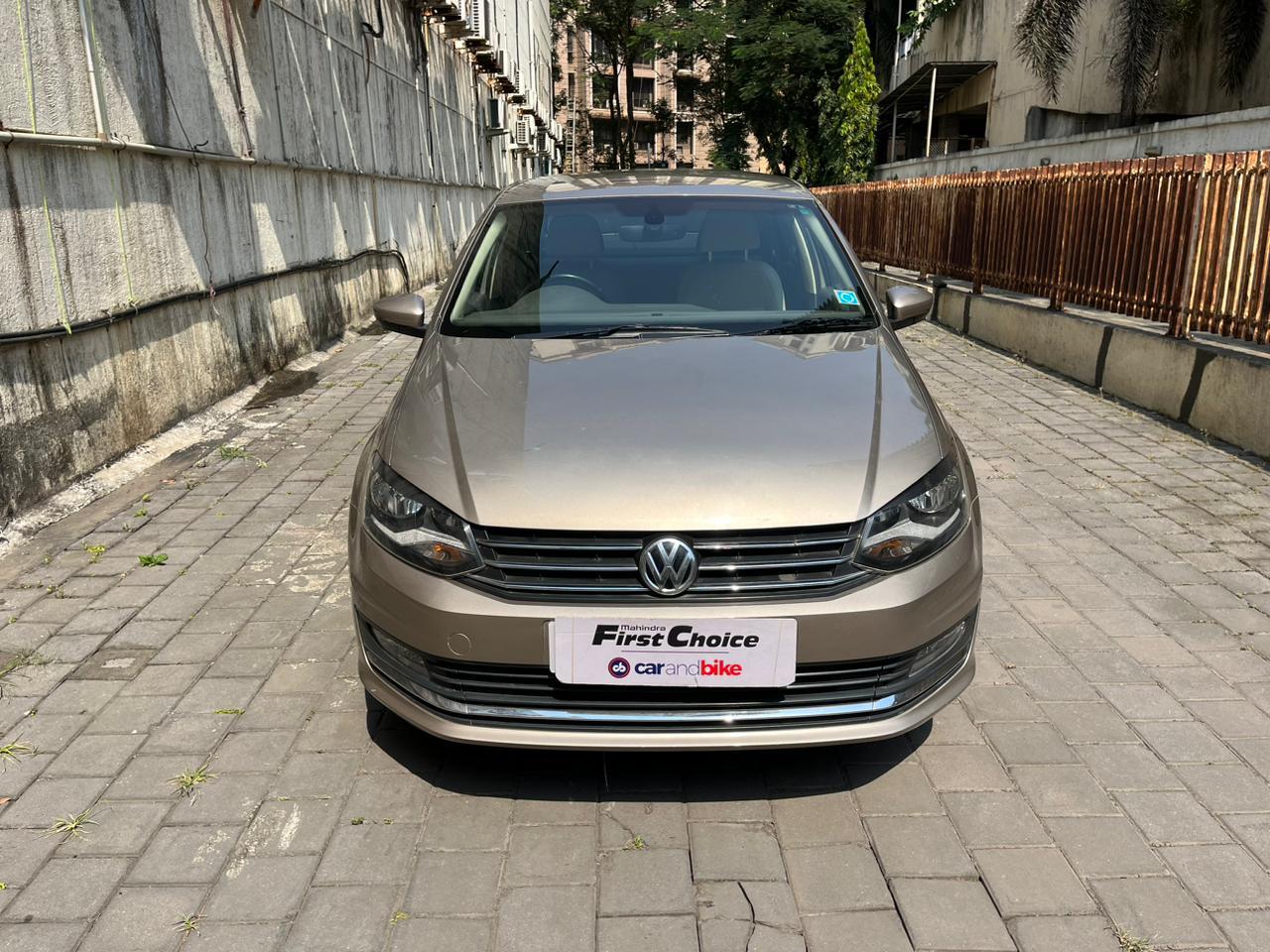 2017 Volkswagen Vento 1.2 L TSI Highline Petrol AT BS IV 2017 Volkswagen Vento 1.2 L TSI Highline Petrol AT BS IV