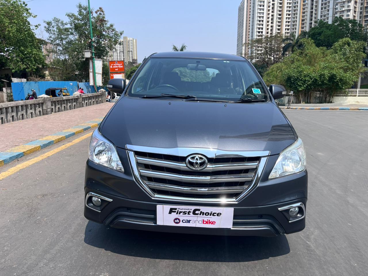 2015 Toyota Innova 2.5 V 2015 Toyota Innova 2.5 V