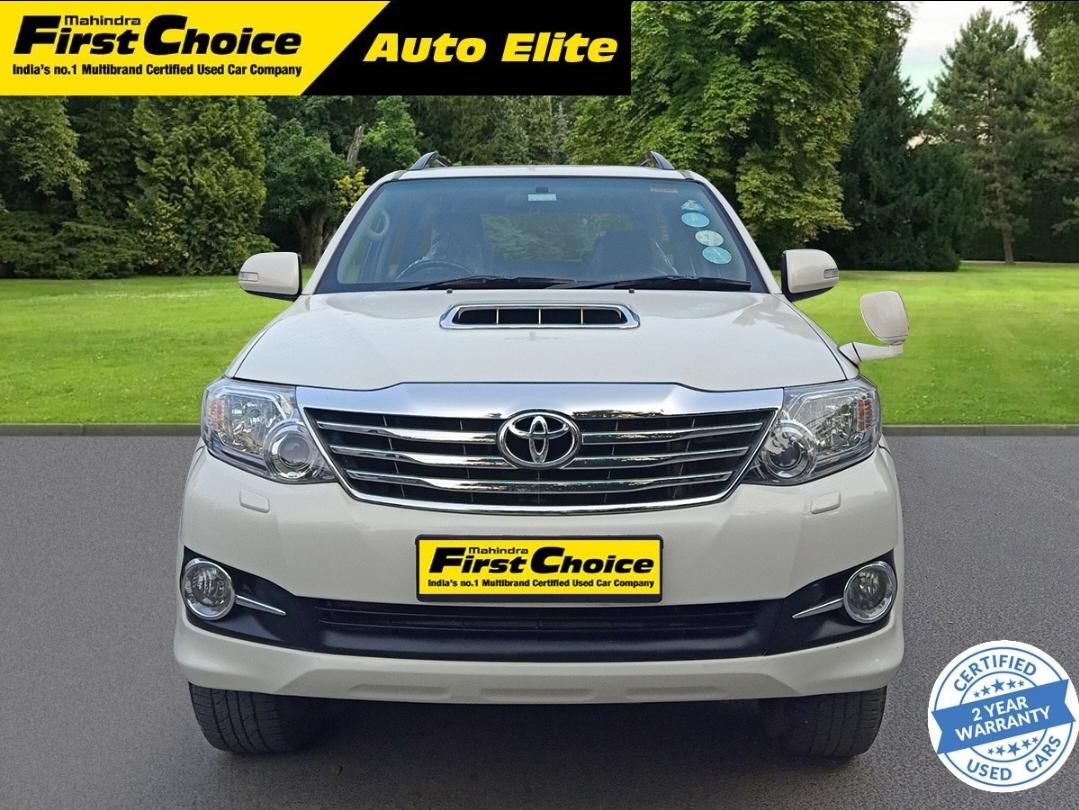 2015 Toyota Fortuner 3.0 4x2 MT 2015 Toyota Fortuner 3.0 4x2 MT