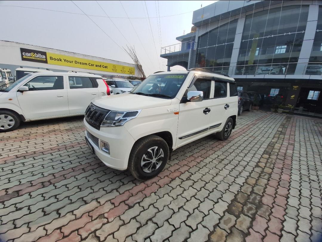 2019 Mahindra TUV300 T4 Plus 2019 Mahindra TUV300 T4 Plus