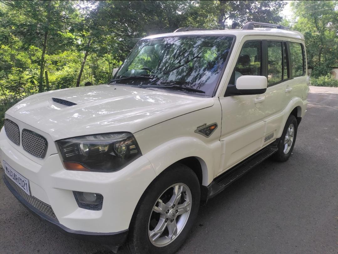 2015 Mahindra Scorpio S10 4WD 2015 Mahindra Scorpio S10 4WD
