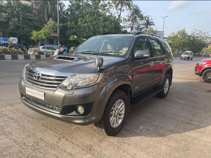 2014 Toyota Fortuner 3.0 4x2 AT 2014 Toyota Fortuner 3.0 4x2 AT