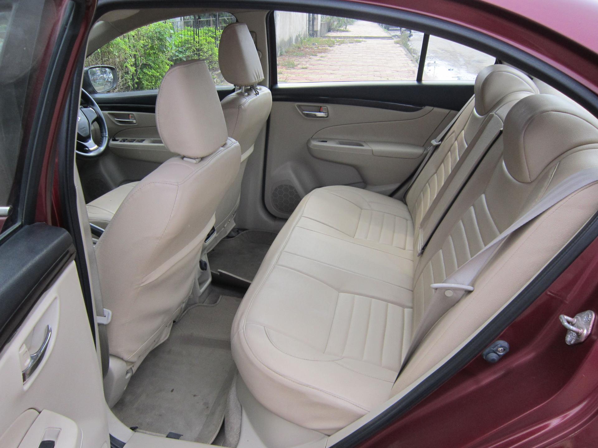 2016 Maruti Suzuki Ciaz VDi SHVS 2016 Maruti Suzuki Ciaz VDi SHVS