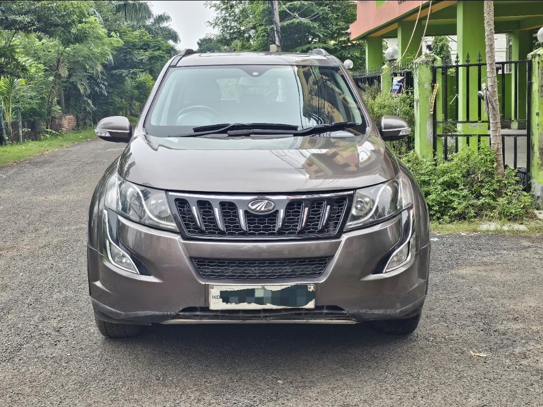 2018 Mahindra XUV500 W9 AT BS IV 2018 Mahindra XUV500 W9 AT BS IV