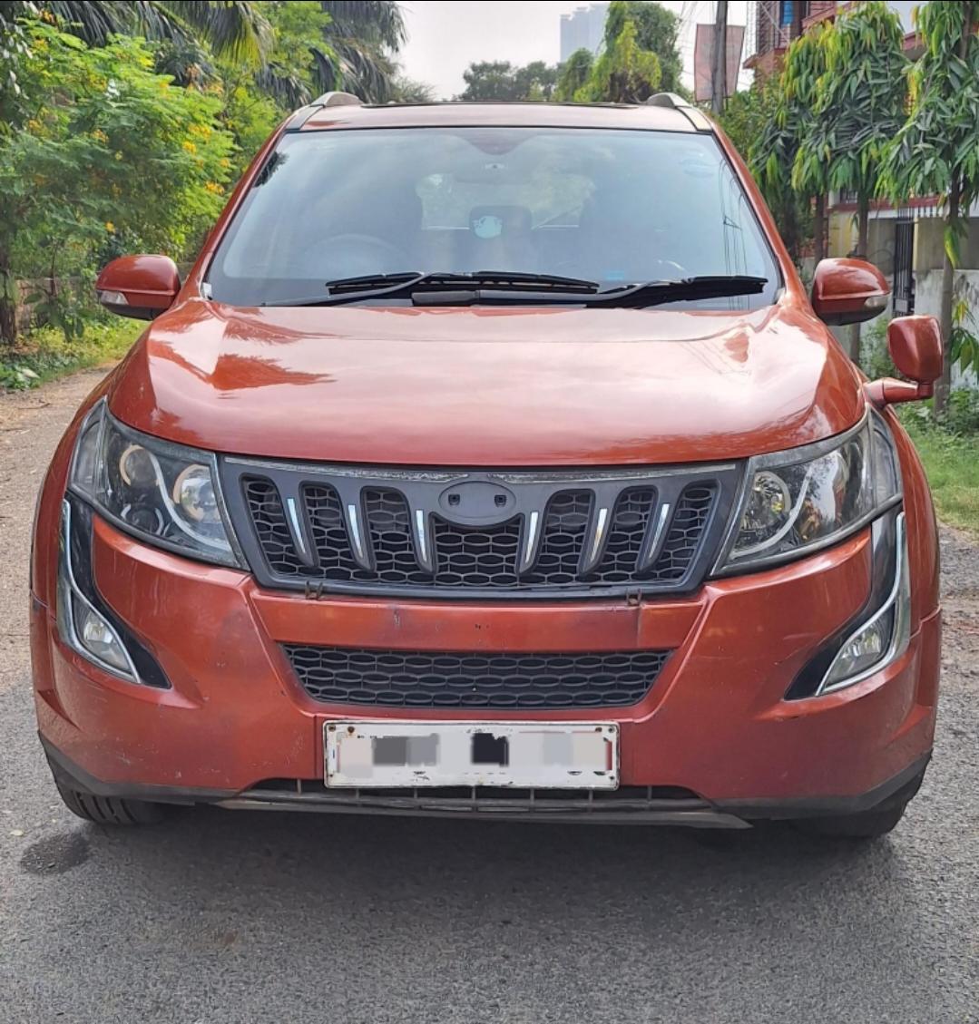 2016 Mahindra XUV500 W10 FWD 2016 Mahindra XUV500 W10 FWD