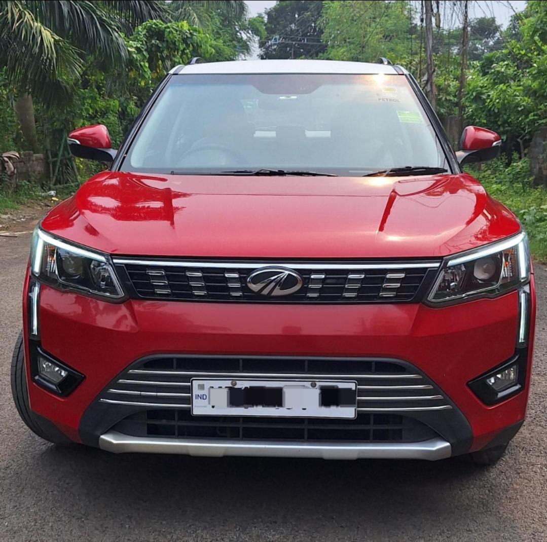 2021 Mahindra XUV300 W8 (O) Diesel 2021 Mahindra XUV300 W8 (O) Diesel
