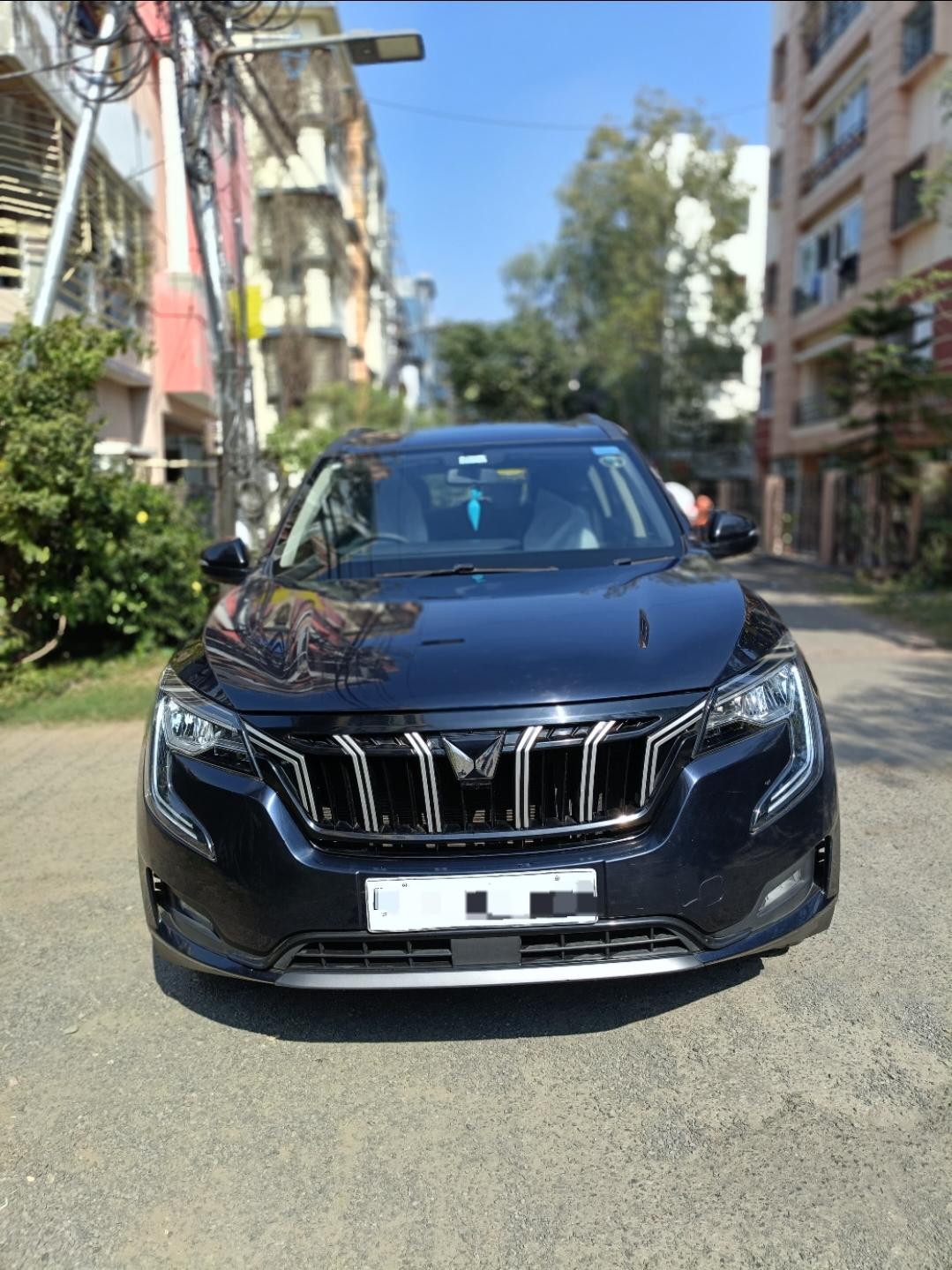 2022 Mahindra XUV700 AX5 MT Petrol 7 STR 2022 Mahindra XUV700 AX5 MT Petrol 7 STR