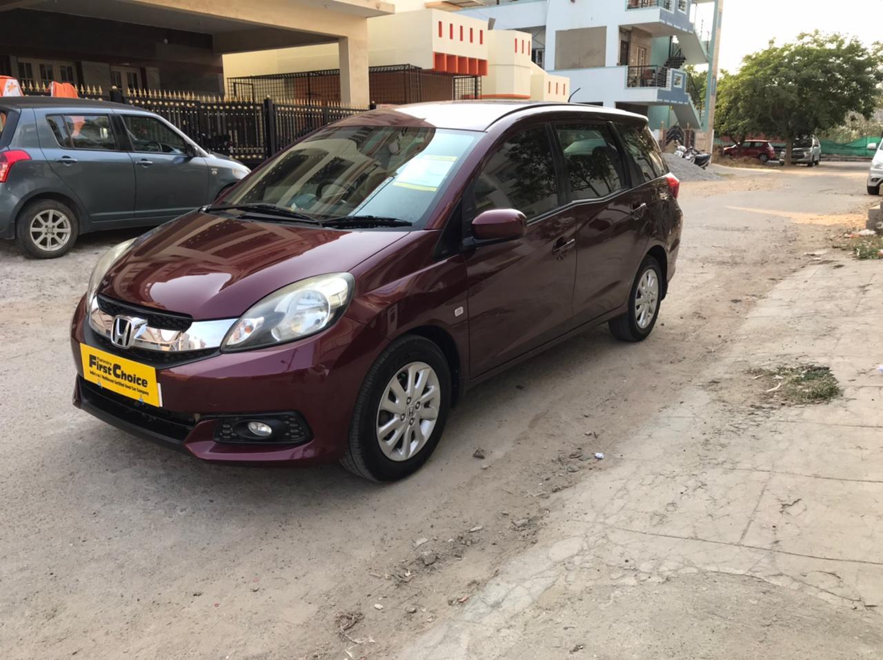 2015 Honda Mobilio V Diesel 2015 Honda Mobilio V Diesel