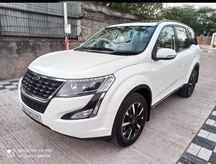 2018 Mahindra XUV500 W11 2018 Mahindra XUV500 W11