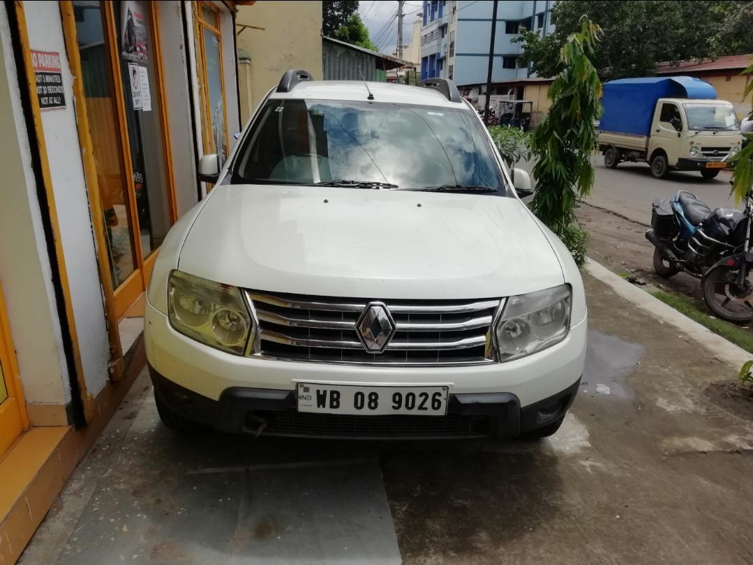2014 Renault Duster Petrol RXL 2014 Renault Duster Petrol RXL