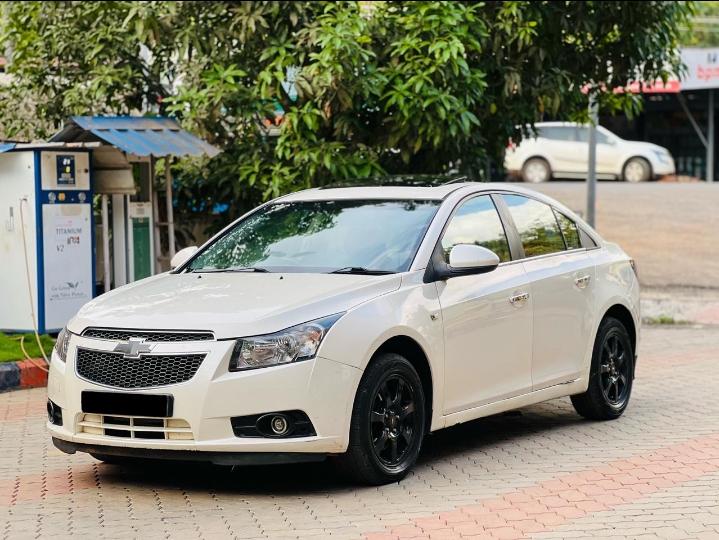 2010 Chevrolet Cruze 2.0 LTZ MT BS4 2010 Chevrolet Cruze 2.0 LTZ MT BS4