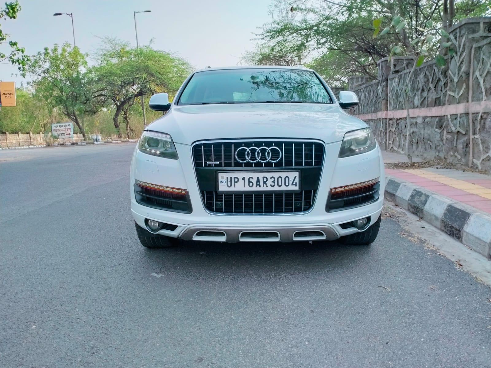 2013 Audi Q7 3.0 TDI quattro Premium Plus 2013 Audi Q7 3.0 TDI quattro Premium Plus