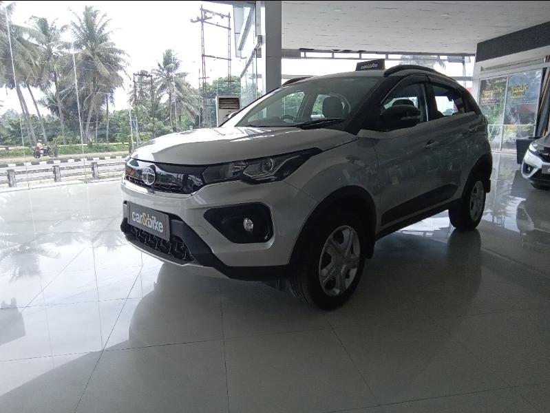 2021 Tata Nexon Revotron XZ 2021 Tata Nexon Revotron XZ