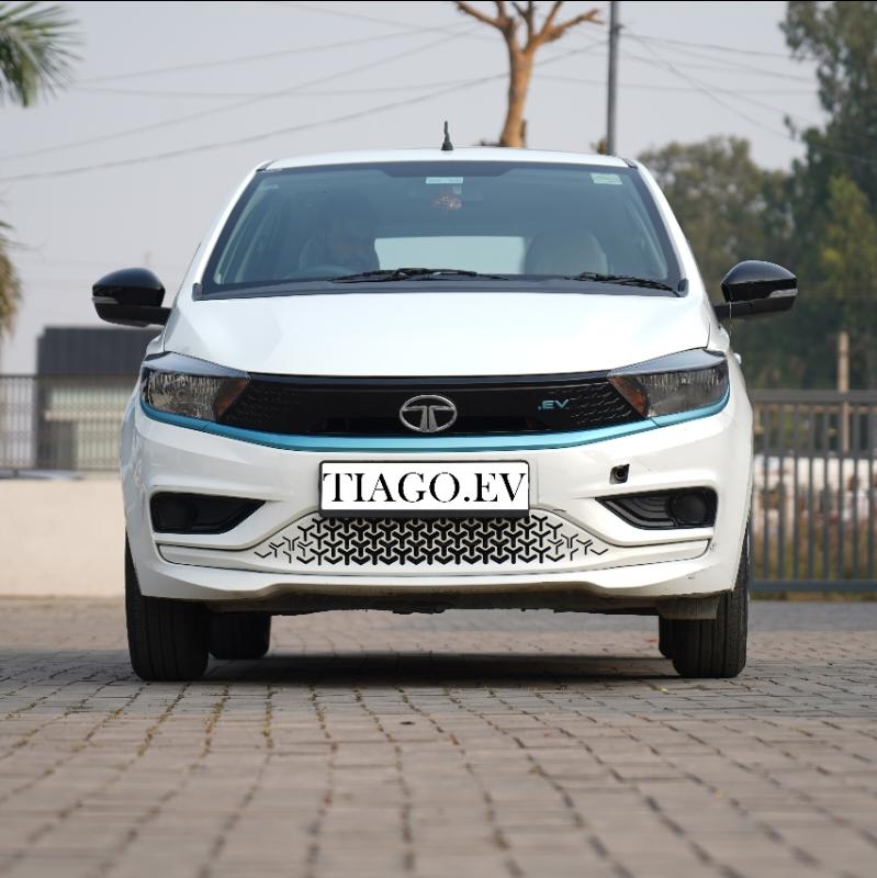 2023 Tata Tiago EV XT Medium Range 2023 Tata Tiago EV XT Medium Range