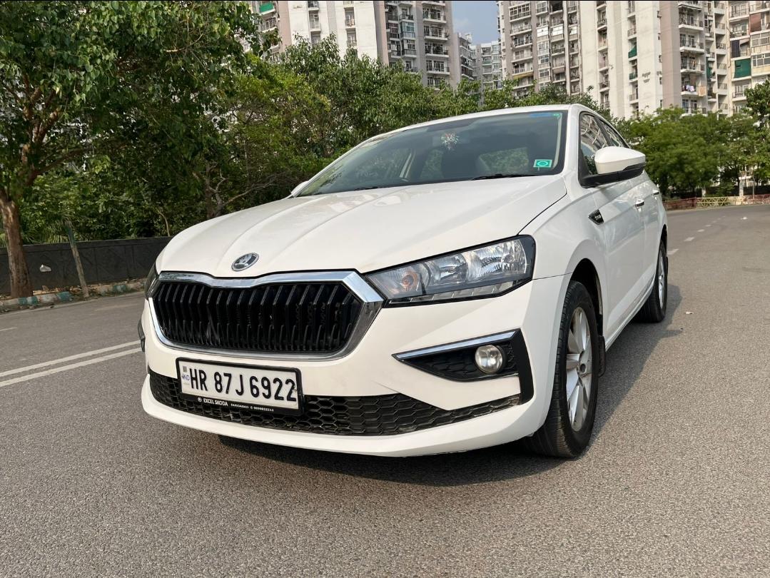 2022 Skoda Slavia Ambition 1.0 TSI AT 2022 Skoda Slavia Ambition 1.0 TSI AT