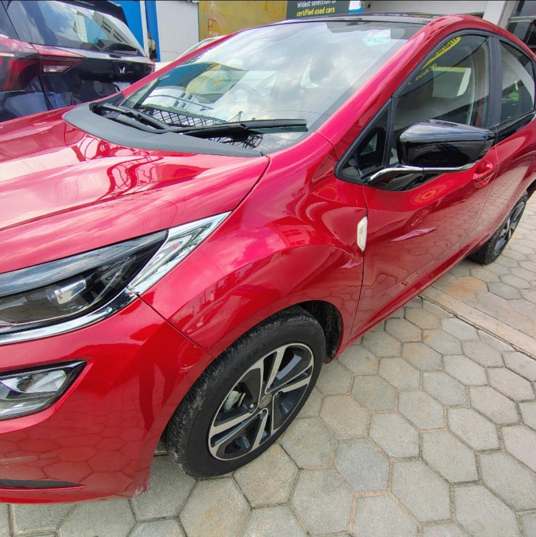 2023 Tata Altroz XZ Plus (S) iCNG 2023 Tata Altroz XZ Plus (S) iCNG