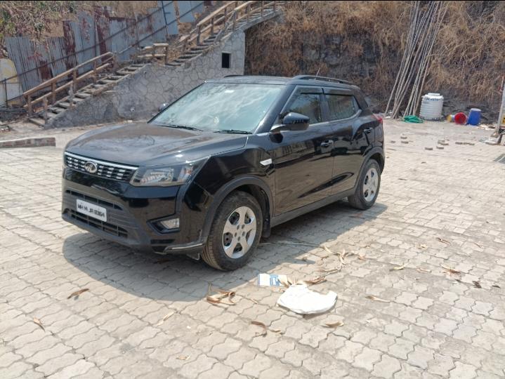 2021 Mahindra XUV300 W6 Petrol 2021 Mahindra XUV300 W6 Petrol