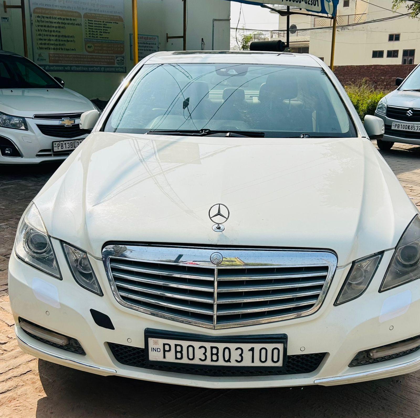 2012 Mercedes-Benz E-Class 220 2012 Mercedes-Benz E-Class 220