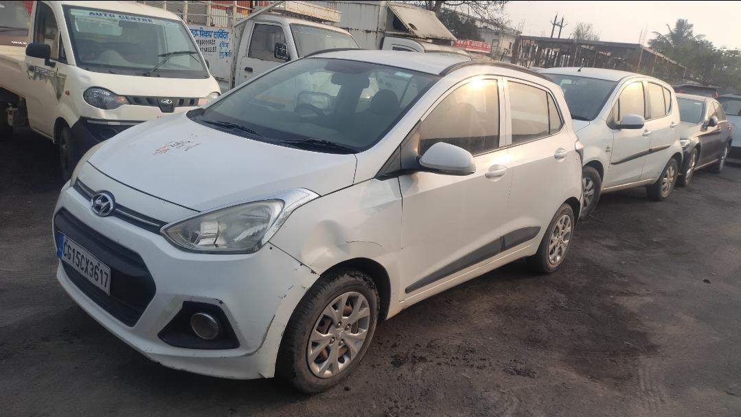 2015 Hyundai Grand i10 1.2 Sportz Petrol BS IV 2015 Hyundai Grand i10 1.2 Sportz Petrol BS IV