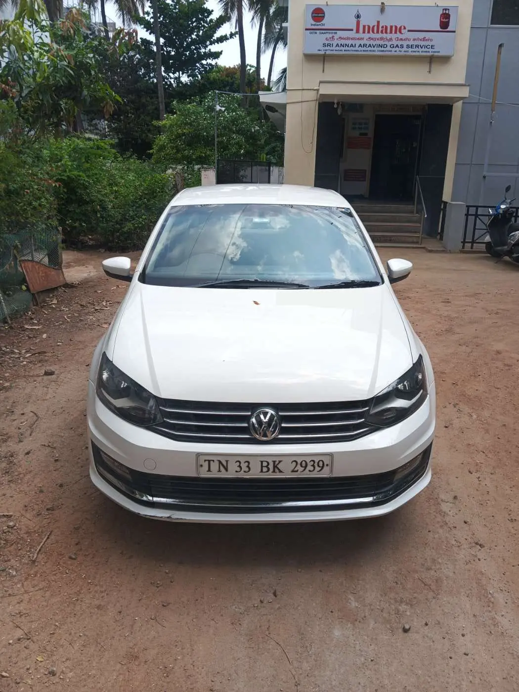 2015 Volkswagen Vento 1.5 L TDI ALLSTAR Diesel 2015 Volkswagen Vento 1.5 L TDI ALLSTAR Diesel