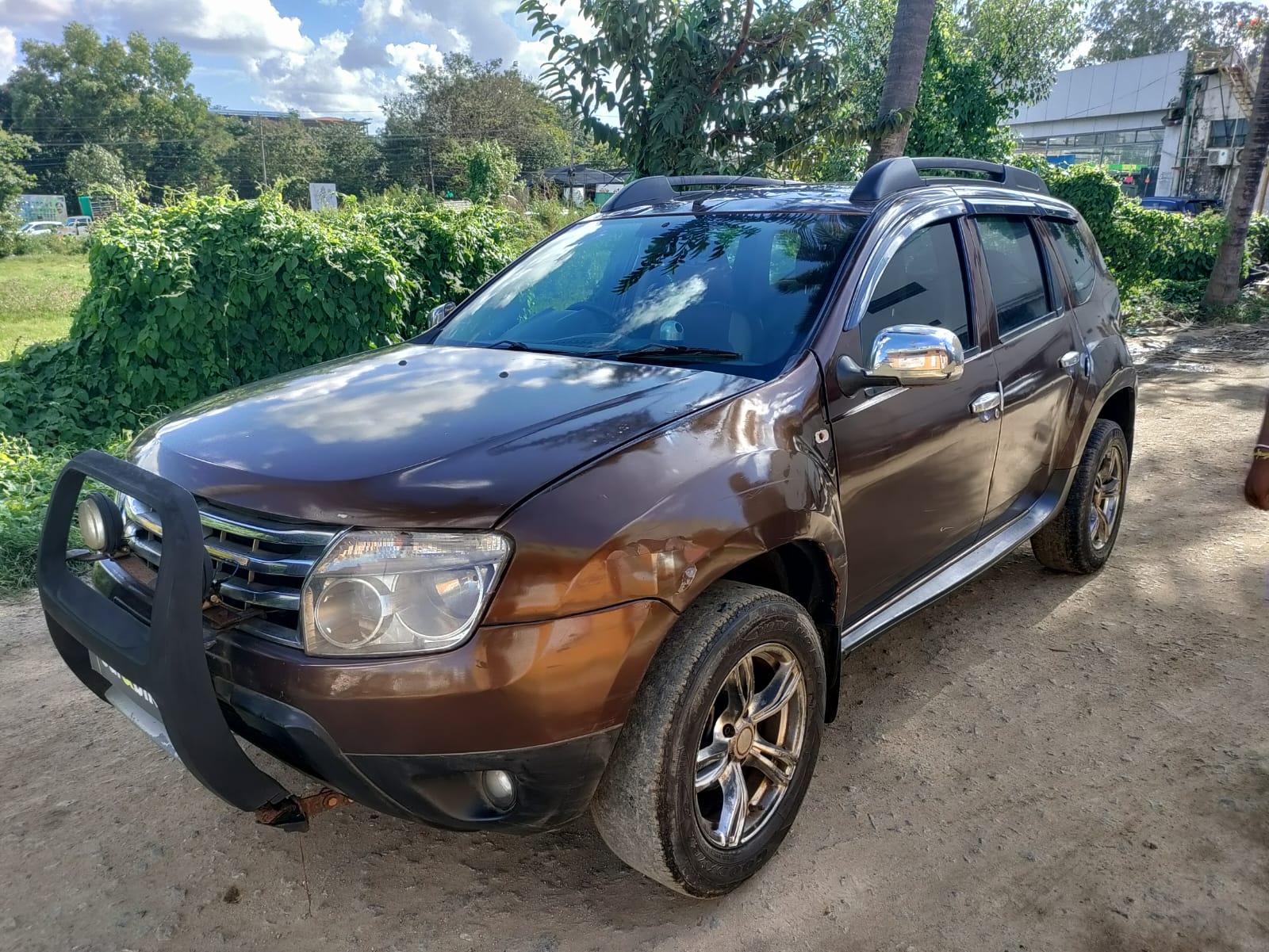 2013 Renault Duster Diesel 85PS 4x2 MT 2013 Renault Duster Diesel 85PS 4x2 MT