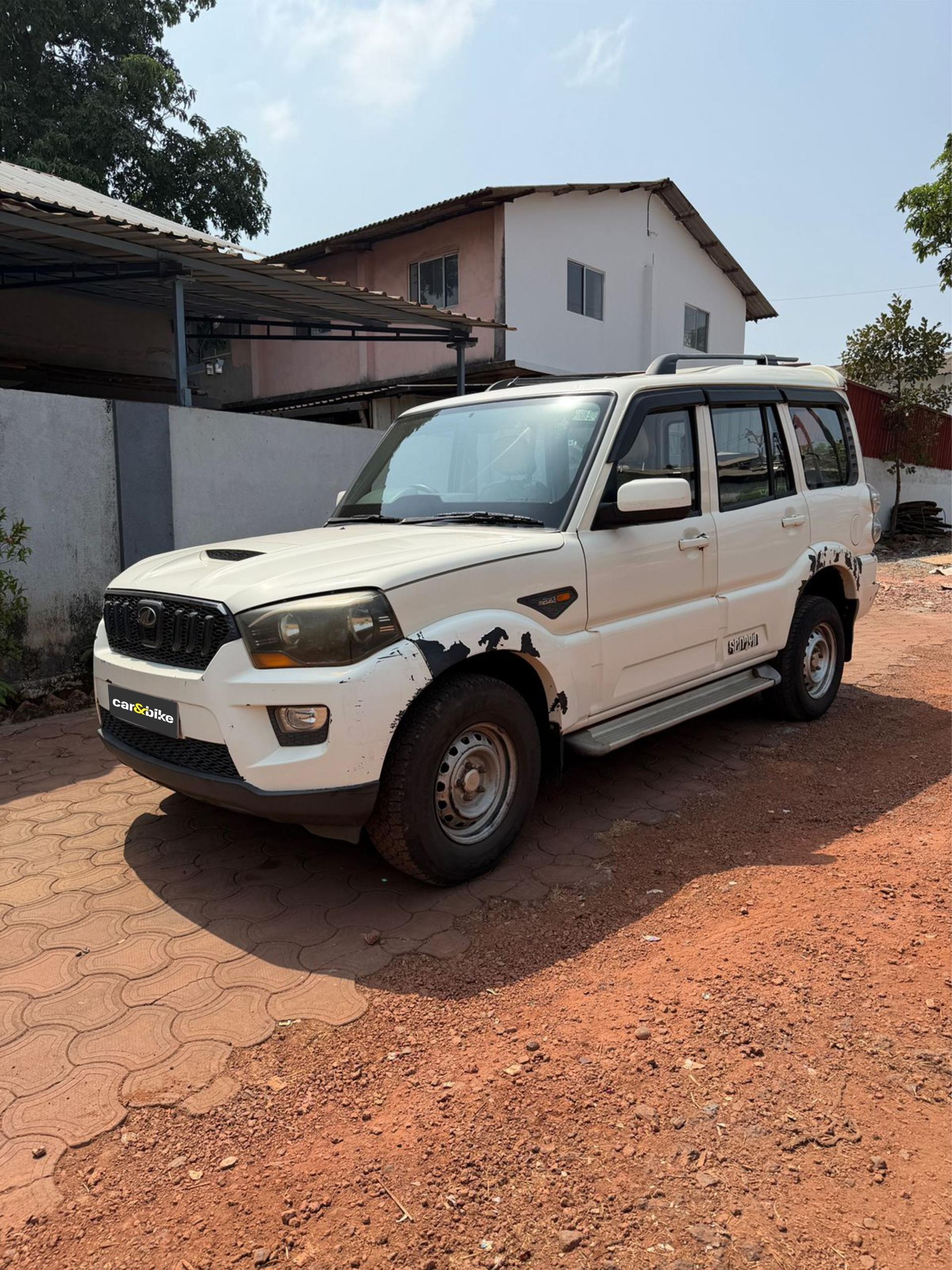 2014 Mahindra Scorpio VLX 2WD Airbag Special Edition BS-IV 2014 Mahindra Scorpio VLX 2WD Airbag Special Edition BS-IV