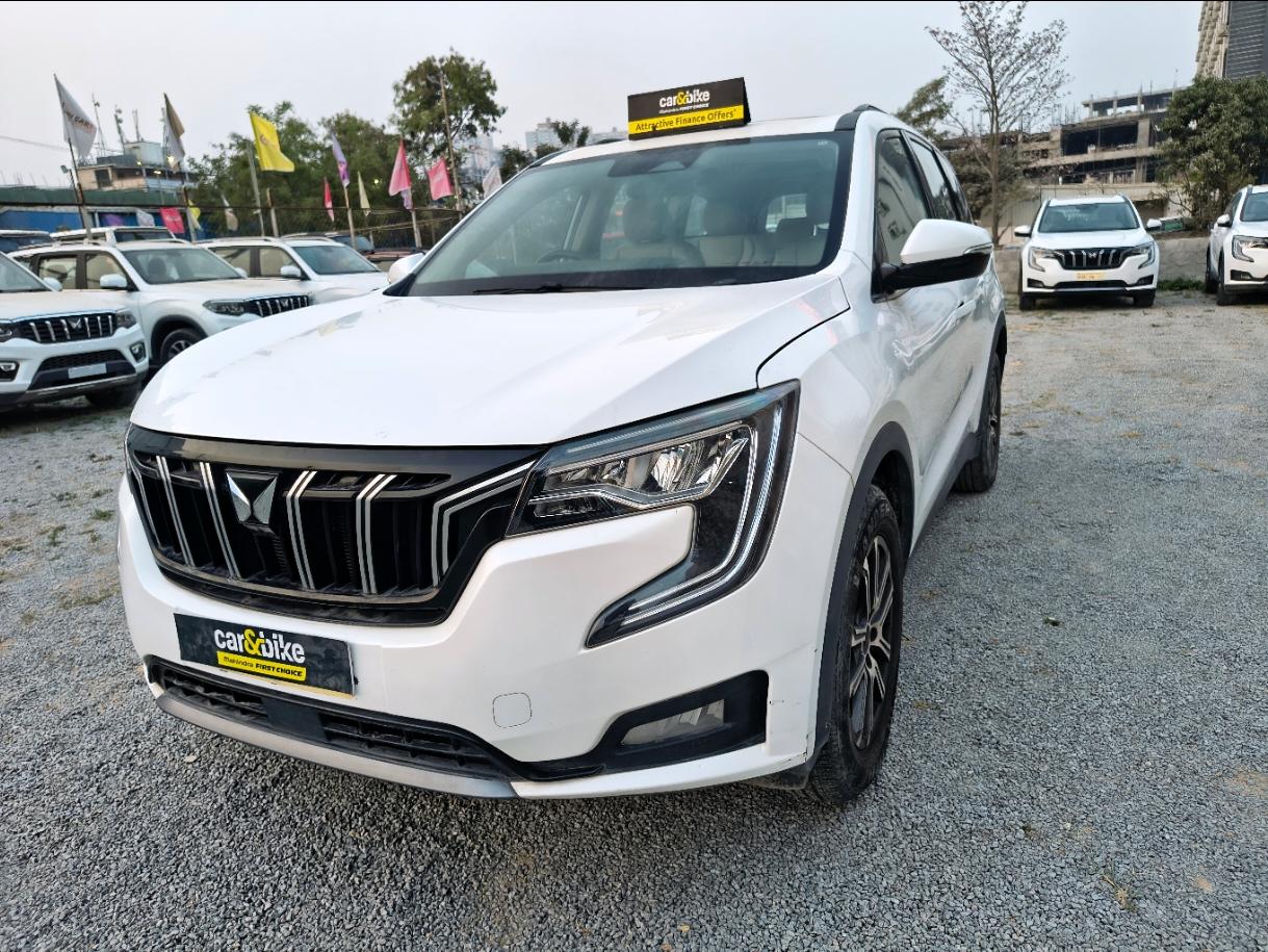 2023 Mahindra XUV700 AX7 MT Petrol 7 STR 2023 Mahindra XUV700 AX7 MT Petrol 7 STR