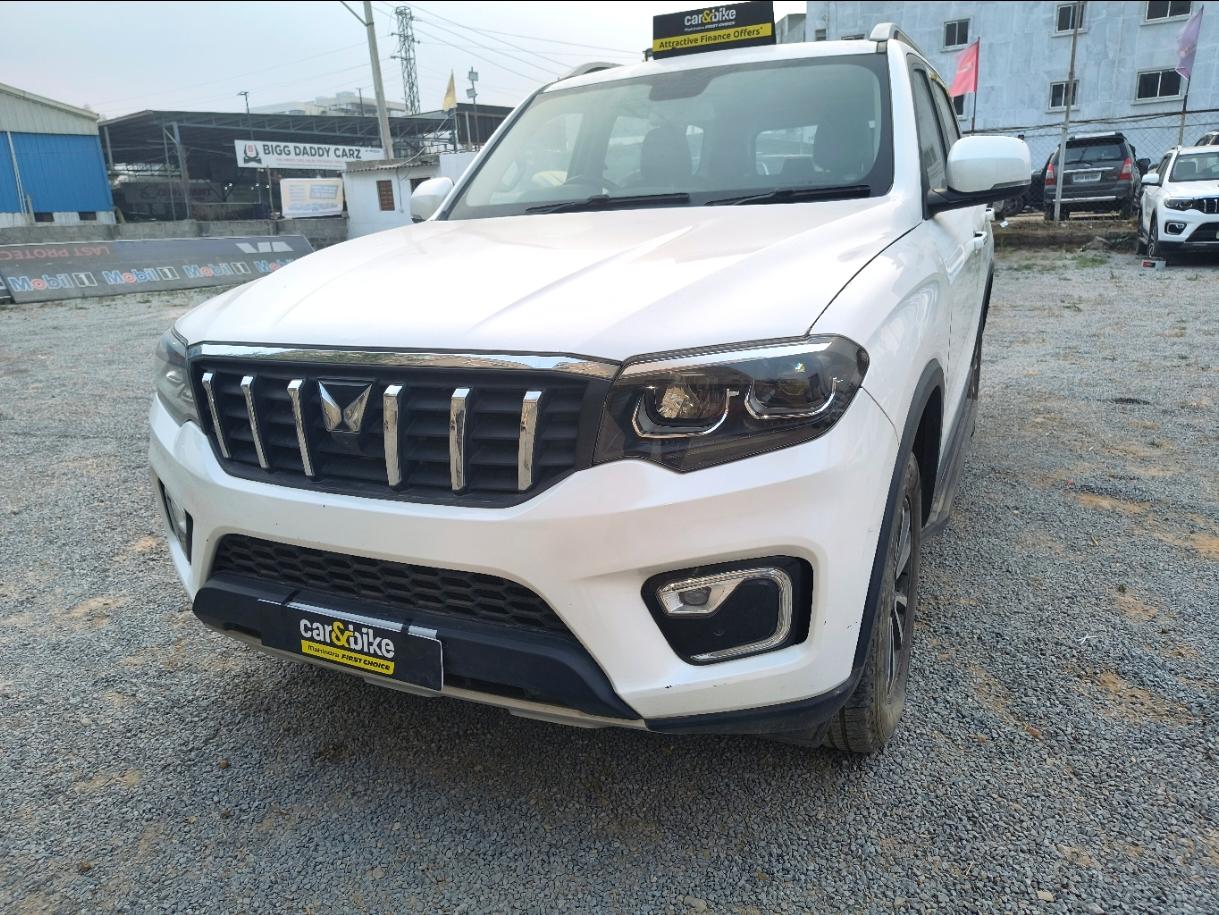 2022 Mahindra Scorpio-N Z8 7 STR Petrol 2022 Mahindra Scorpio-N Z8 7 STR Petrol