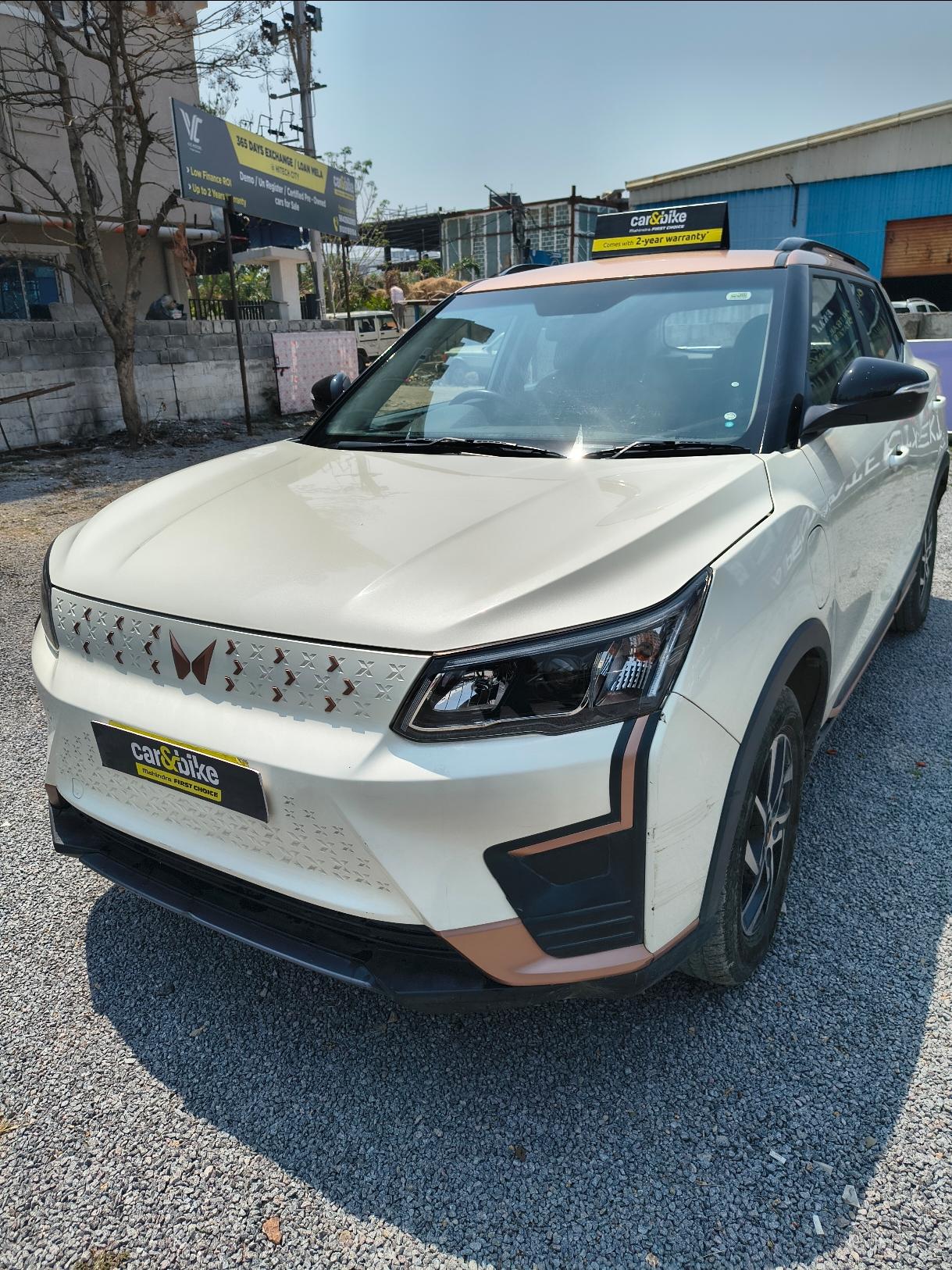 2023 Mahindra XUV400 EL Pro ST 39.4 kWh 2023 Mahindra XUV400 EL Pro ST 39.4 kWh