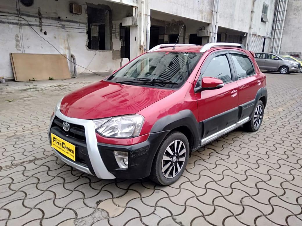 2015 Toyota Etios Cross 1.2 G 2015 Toyota Etios Cross 1.2 G