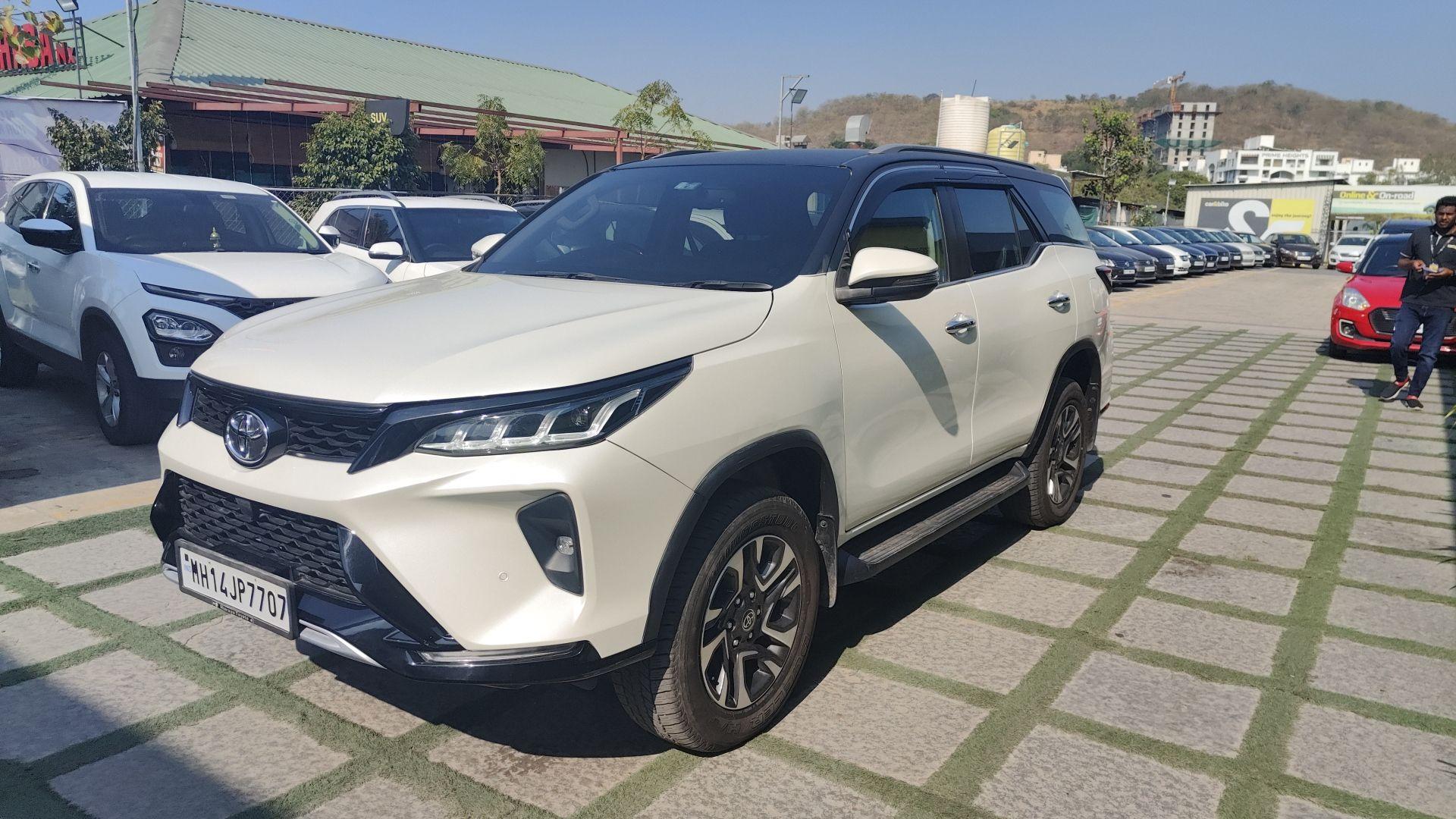 2021 Toyota Fortuner 2.8 4X2 AT 2021 Toyota Fortuner 2.8 4X2 AT